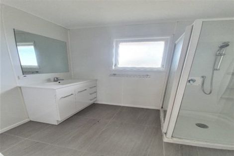 Photo of property in 313a Pakuranga Road, Pakuranga Heights, Auckland, 2010