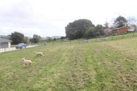 Photo of property in 1 Fermanagh Grove, Tuakau, 2121