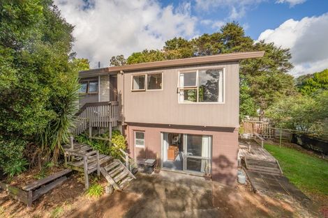 Photo of property in 13 Wirihana Road, Titirangi, Auckland, 0604