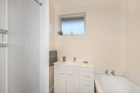 Photo of property in 45 Oakley Crescent, Hornby, Christchurch, 8042