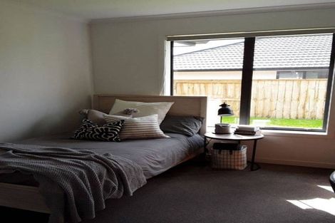 Photo of property in 6 Richards Street, Cambridge, 3434