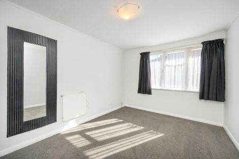 Photo of property in 33 Manchester Street, Takaro, Palmerston North, 4412