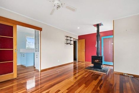Photo of property in 26 Vina Place, Massey, Auckland, 0614