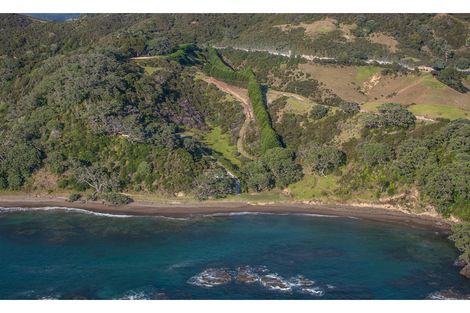 Photo of property in 354 Rockell Road, Whananaki, Hikurangi, 0181