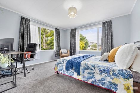 Photo of property in 8 Cedar Street, Maungaraki, Lower Hutt, 5010