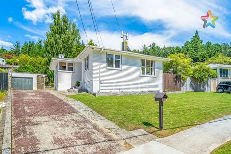 Photo of property in 49 Delaney Drive, Stokes Valley, Lower Hutt, 5019