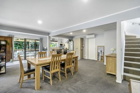 Photo of property in 35 Great North Road, Riverhead, 0820