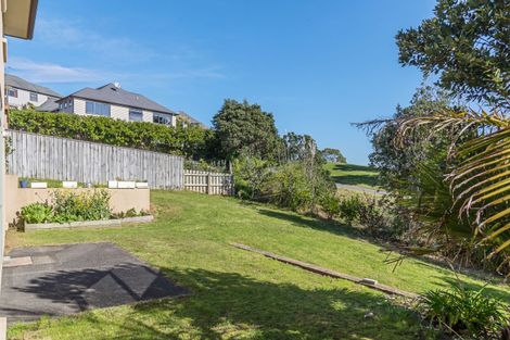 Photo of property in 33 Fingal Way, Gulf Harbour, Whangaparaoa, 0930