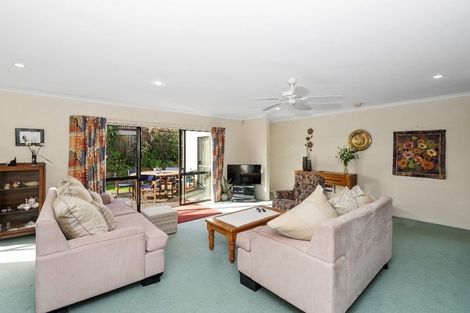 Photo of property in 9 Hercules Drive, Henderson, Auckland, 0612