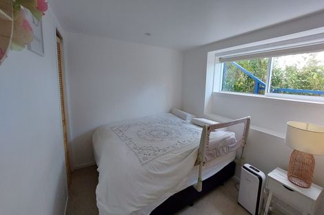 Photo of property in 29 Kingston Heights Road, Kingston, Wellington, 6021