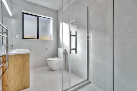 Photo of property in 12 Woven Place, Karaka, 2113