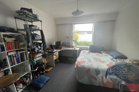 Photo of property in 6 Epsom Way, Karori, Wellington, 6012