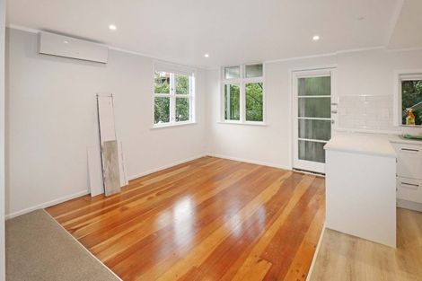 Photo of property in 16 Whaui Street, Vogeltown, Wellington, 6021