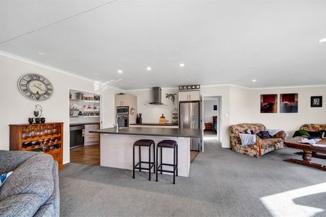 Photo of property in 195 Turuturu Road, Hawera, 4674