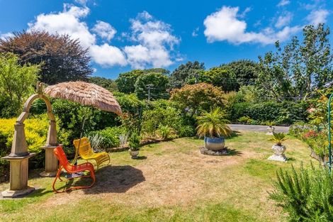 Photo of property in 12 Kowhai Grove, Waikanae, 5036