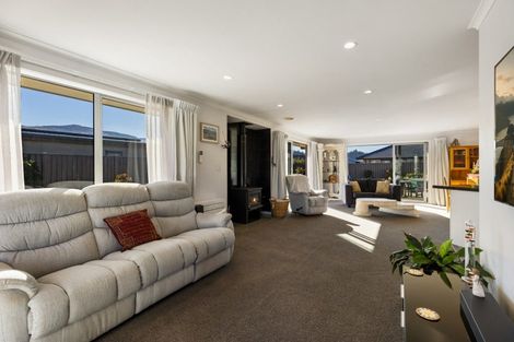 Photo of property in 8 Austral Place, Cromwell, 9310