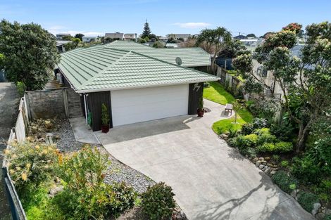 Photo of property in 7 Caughley Place, Otaki Beach, Otaki, 5512