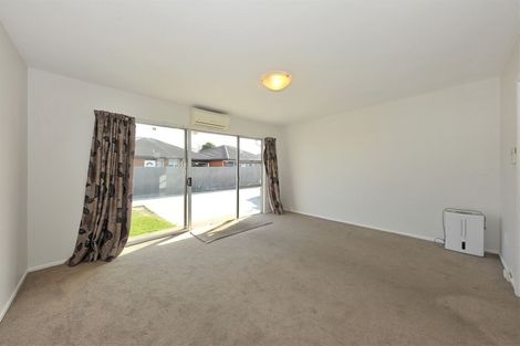 Photo of property in 2/32 Lyndon Street, Riccarton, Christchurch, 8041
