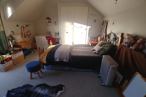 Photo of property in 2 Siska Place, Upper Riccarton, Christchurch, 8041