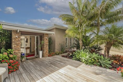 Photo of property in 3 Little George Place, Whitianga, 3510