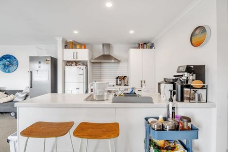 Photo of property in 2/5 Jones Crescent, Melville, Hamilton, 3206