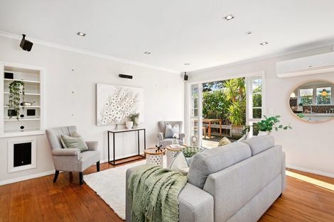 Photo of property in 1044 High Street, Avalon, Lower Hutt, 5011