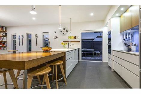 Photo of property in 11 Kelmore Place, Schnapper Rock, Auckland, 0632