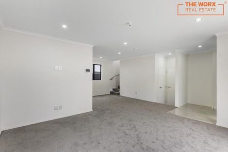 Photo of property in 35c Dreadon Road, Manurewa, Auckland, 2102