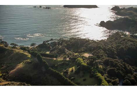 Photo of property in 354 Rockell Road, Whananaki, Hikurangi, 0181