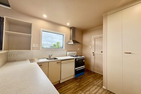 Photo of property in 104a Allington Road, Karori, Wellington, 6012