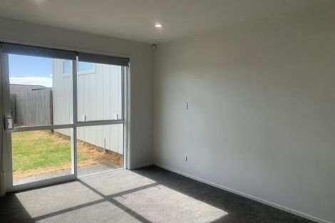 Photo of property in 3 Mutetai Road, Clarks Beach, 2122