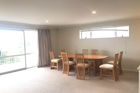 Photo of property in 11b Nimstedt Avenue, Oteha, Auckland, 0632