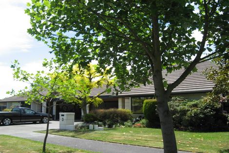 Photo of property in 3 Harlech Mews, Avonhead, Christchurch, 8042