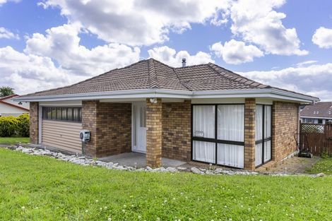Photo of property in 73 Aberfeldy Avenue, Highland Park, Auckland, 2010