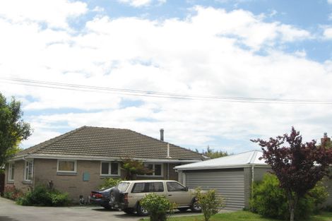Photo of property in 63 Dunedin Street, Redwood, Christchurch, 8051