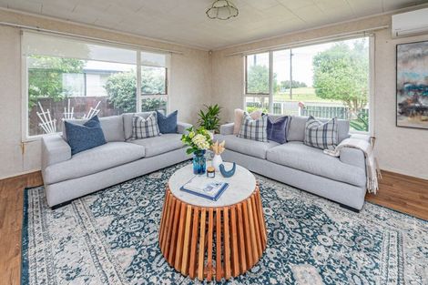 Photo of property in 25 Carson Street, Castlecliff, Whanganui, 4501