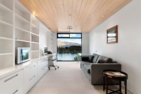 Photo of property in 42a Man Street, Queenstown, 9300