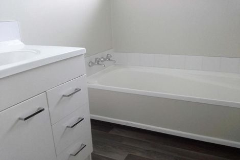 Photo of property in 129 Miranda Street, Stratford, 4332