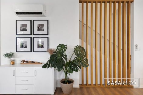 Photo of property in 17c Cessna Crescent, Mangere, Auckland, 2022