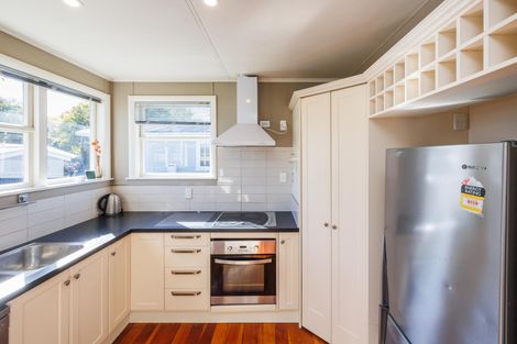 Photo of property in 3 Ilford Place, Awapuni, Palmerston North, 4412