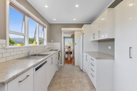 Photo of property in 14 Norwich Street, Wadestown, Wellington, 6012