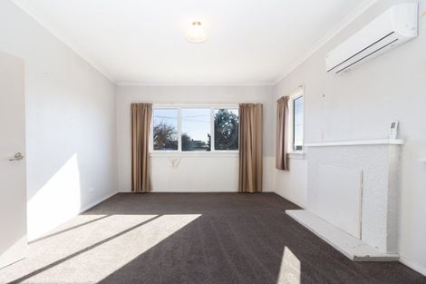 Photo of property in 11 Cochrane Street, Fairy Springs, Rotorua, 3015