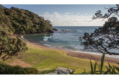 Photo of property in 354 Rockell Road, Whananaki, Hikurangi, 0181