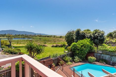 Photo of property in 303 Manly Street, Paraparaumu Beach, Paraparaumu, 5032