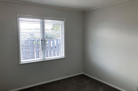 Photo of property in 22 Gossamer Drive, Pakuranga Heights, Auckland, 2010