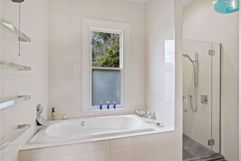 Photo of property in 53 Beckford Road, Saint Martins, Christchurch, 8022