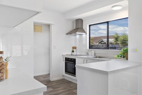 Photo of property in 11 Emery Place, Papamoa Beach, Papamoa, 3118