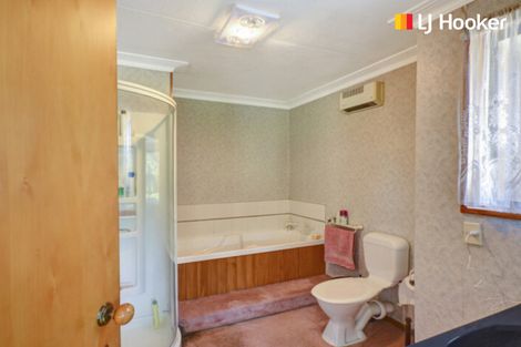 Photo of property in 93 Hocken Street, Kenmure, Dunedin, 9011