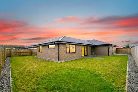 Photo of property in 16 Mehrtens Crescent, Woodend, 7610