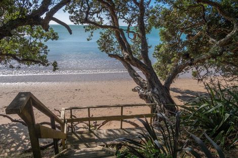 Photo of property in 38 Bayside Drive, Coopers Beach, 0420